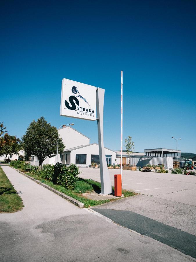 Apartamento Weingut Straka Rechnitz Exterior foto